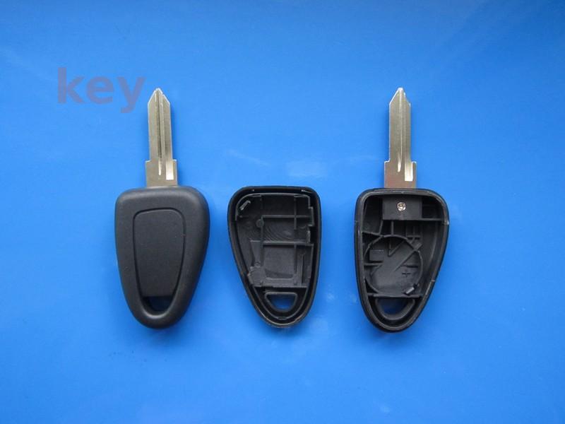 Cheie simpla Alfa Romeo neagra GT15R