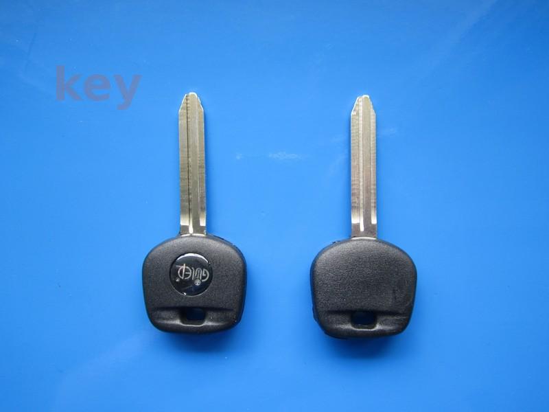 Cheie simpla Toyota Corolla TOY43 L
