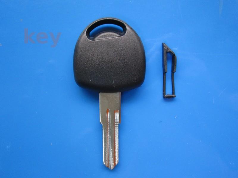 Cheie simpla Opel cu lamela HU46