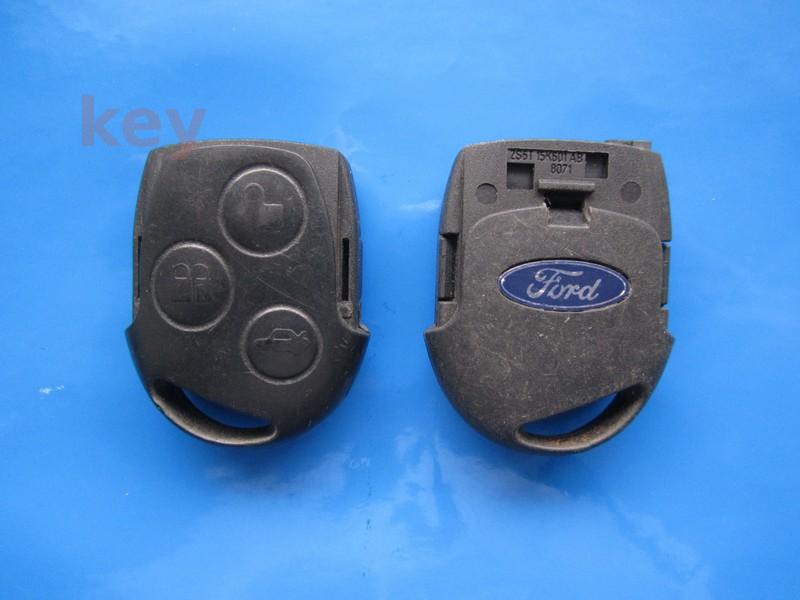 Cheie cu telecomanda Ford 3 butoane 4D-63 433 SECOND