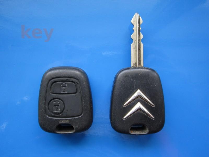 Cheie cu telecomanda Citroen C3 2but  SH