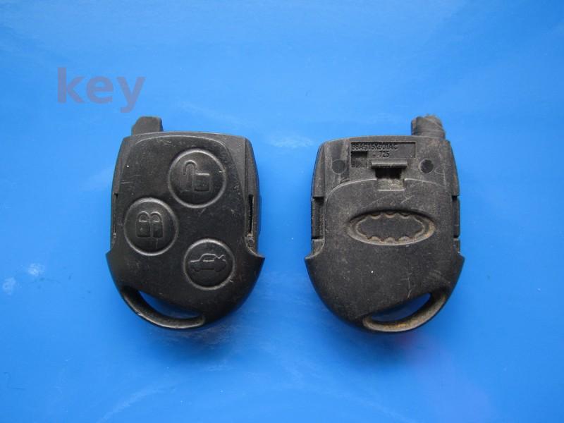 Cheie cu telecomanda Ford 3 butoane 433 SH