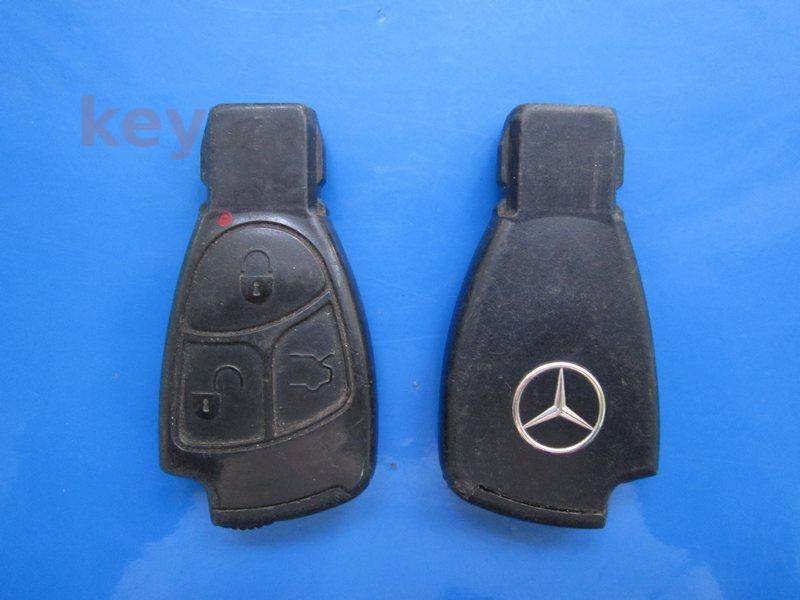 Cheie cu telecomanda Mercedes 3b 433 neagra mica SH